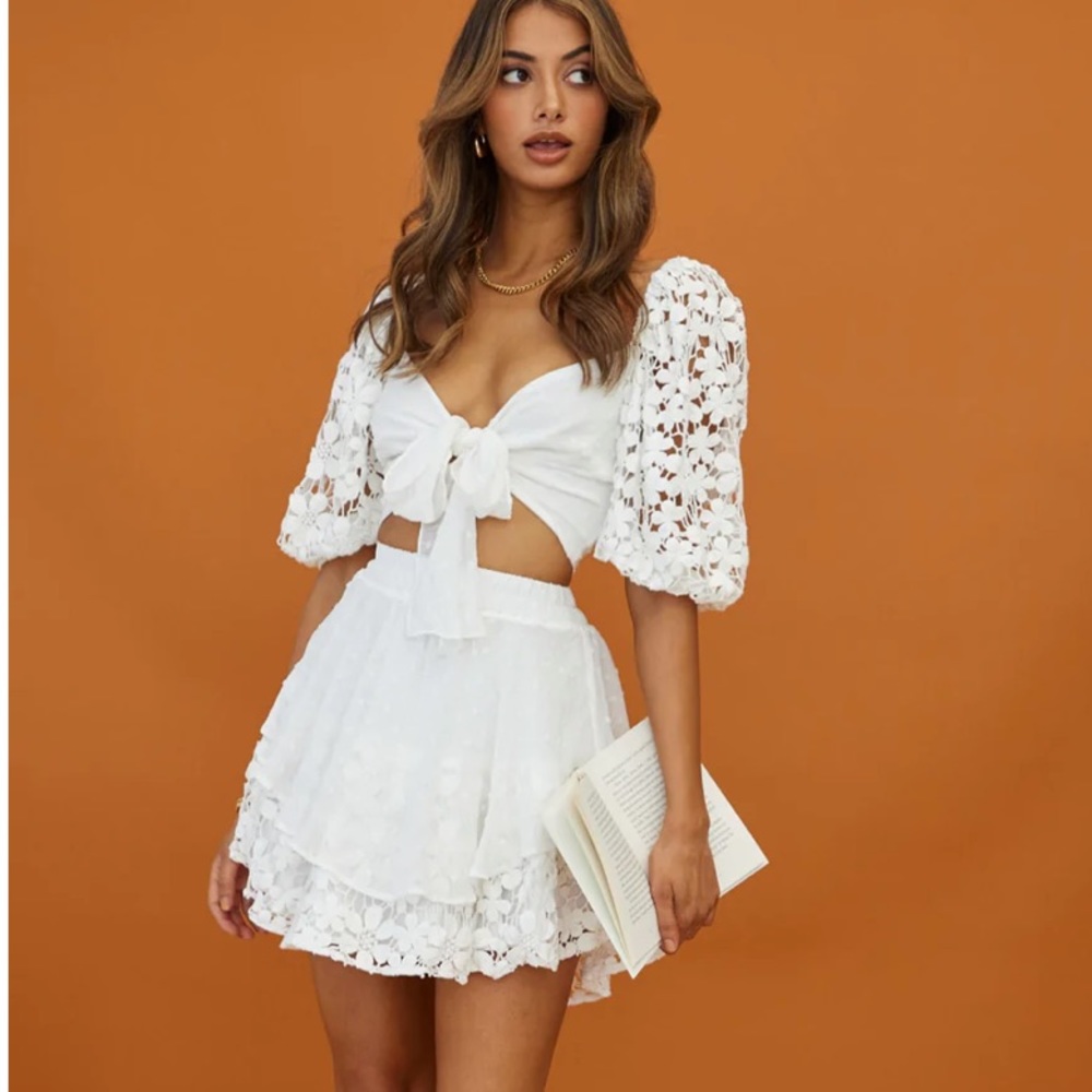 Star Crossed Lover Crochet Lace Layered Flounce Skirt & Top Set 🤍